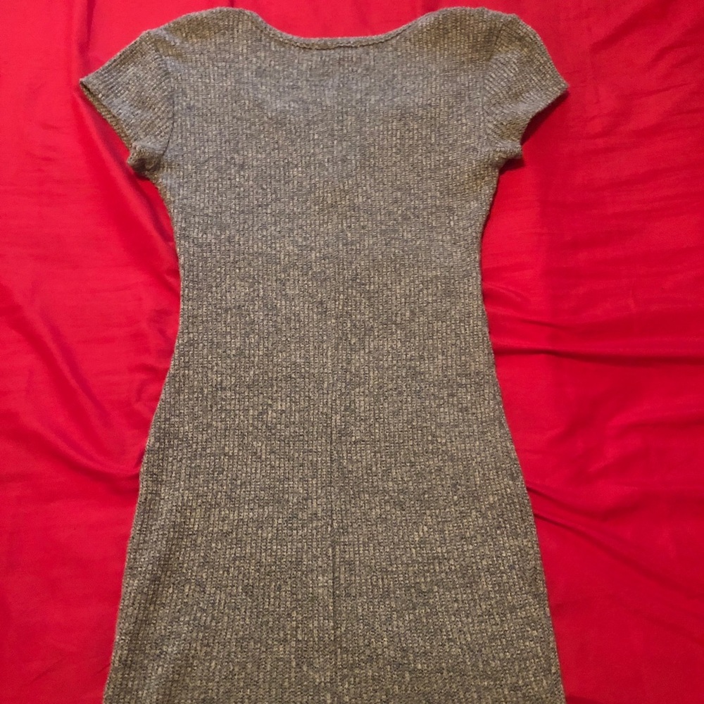 Dress - Picture 2 of 4